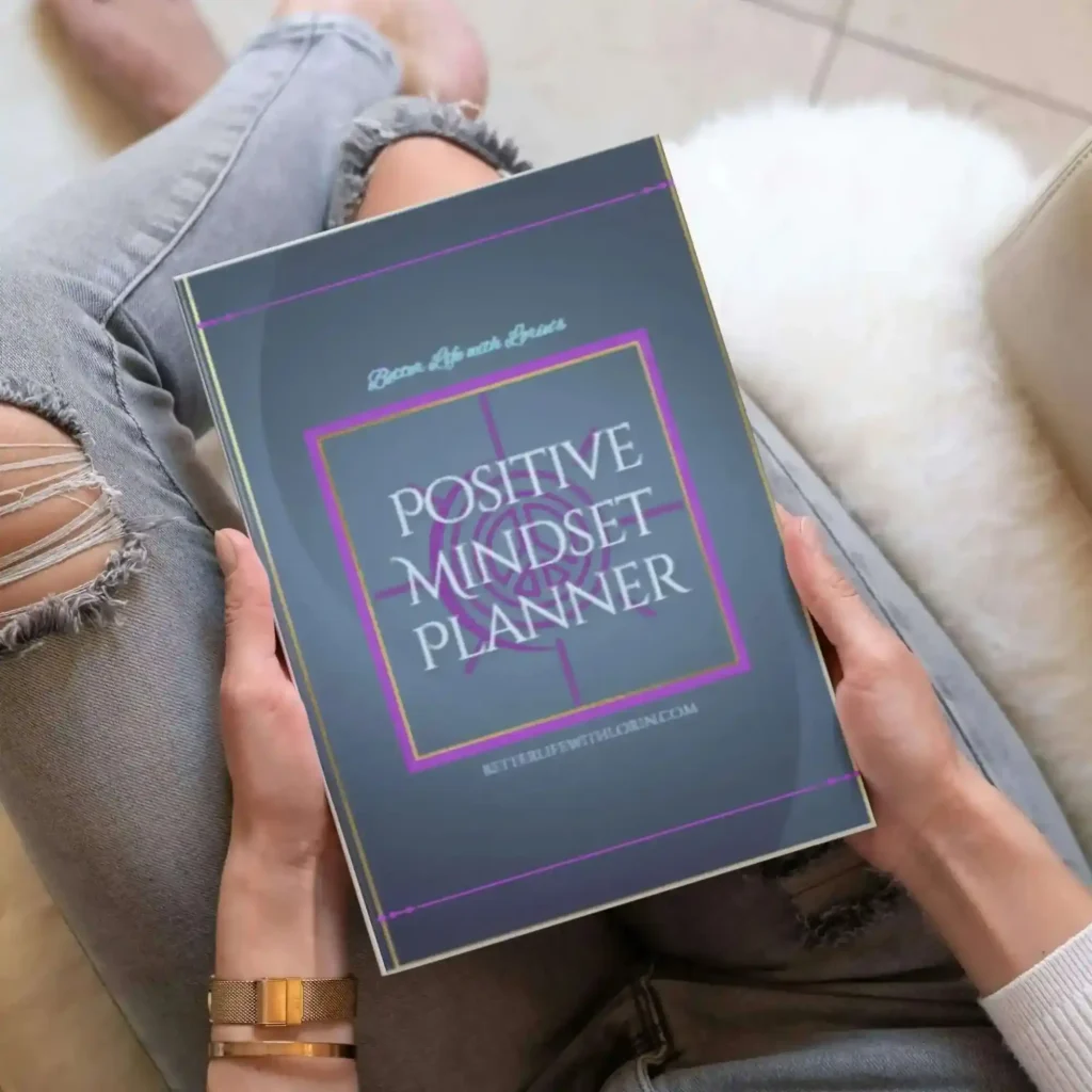 Holding the Positive Mindset Planner